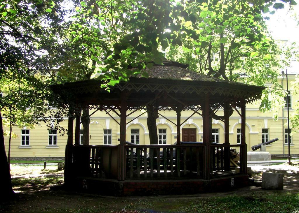 Picturesque Apartment Into Antique Fortress Daugavpils Habitación foto